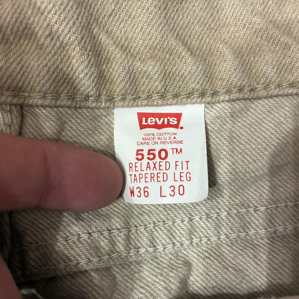 Vintage Levis 550 Mens Pants 32X30 Tan Relaxed Made USA 90s Twill Orange Tab Y2K - Picture 3 of 8